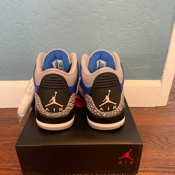 Jordan 3 Blue varsity cement - Picture 3 of 11